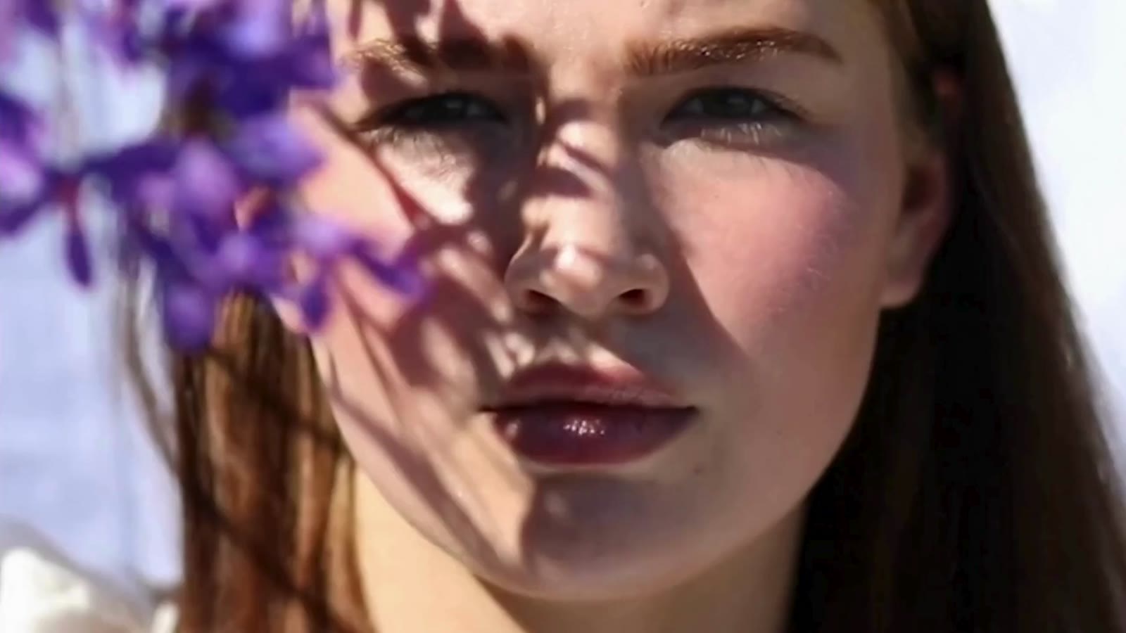 IN/FLEUR, zijden bloemen in het zonlicht